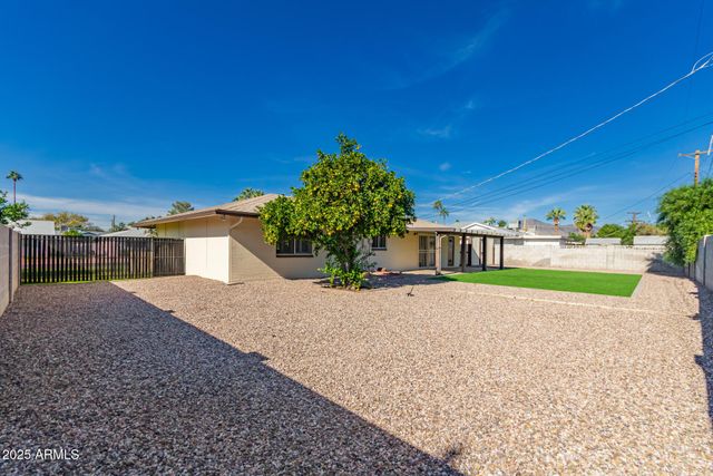 8817 N 17TH Drive, Phoenix, AZ 85021