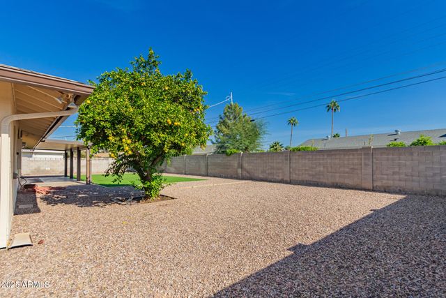 8817 N 17TH Drive, Phoenix, AZ 85021