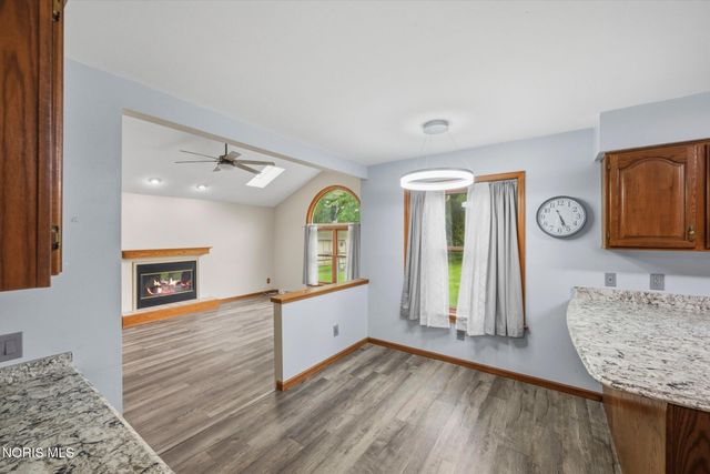 3518 Lynnbrooke Lane, Oregon, OH 43616