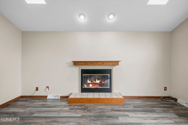 3518 Lynnbrooke Lane, Oregon, OH 43616