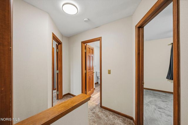 3518 Lynnbrooke Lane, Oregon, OH 43616