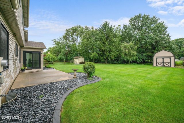 3518 Lynnbrooke Lane, Oregon, OH 43616