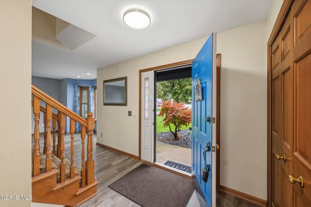 3518 Lynnbrooke Lane, Oregon, OH 43616