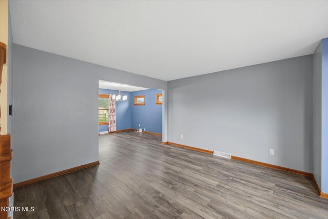3518 Lynnbrooke Lane, Oregon, OH 43616