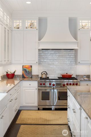 1 & 2 Driftwood Shores, Henry Island, WA 98250