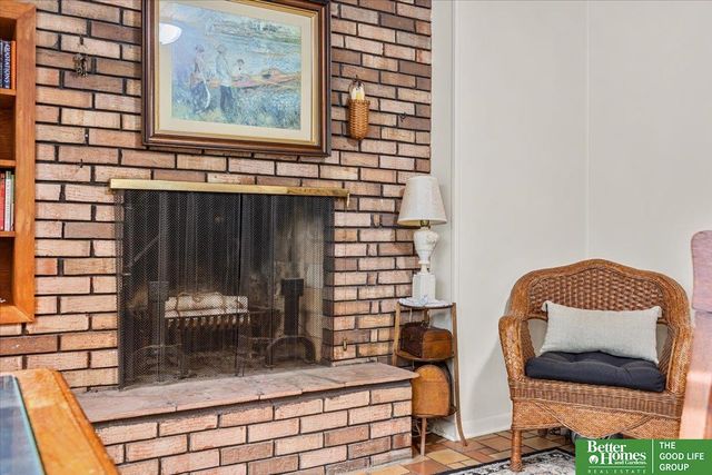 9674 N 30 Street, Omaha, NE 68112