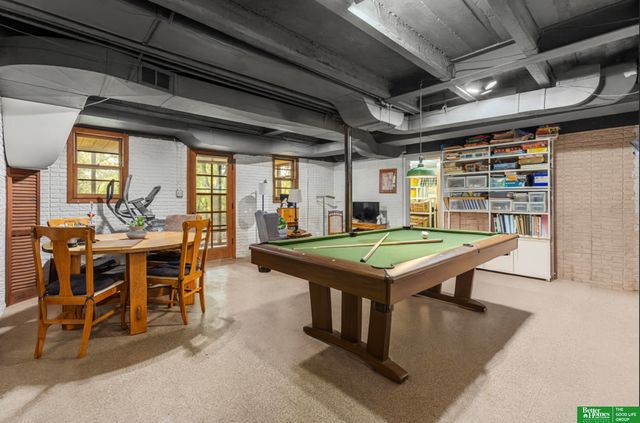 9674 N 30 Street, Omaha, NE 68112