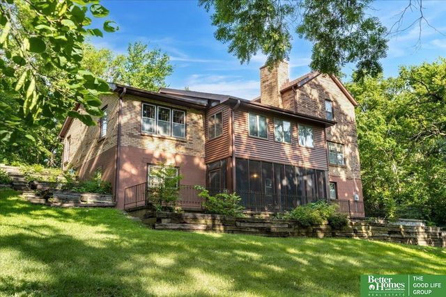 9674 N 30 Street, Omaha, NE 68112