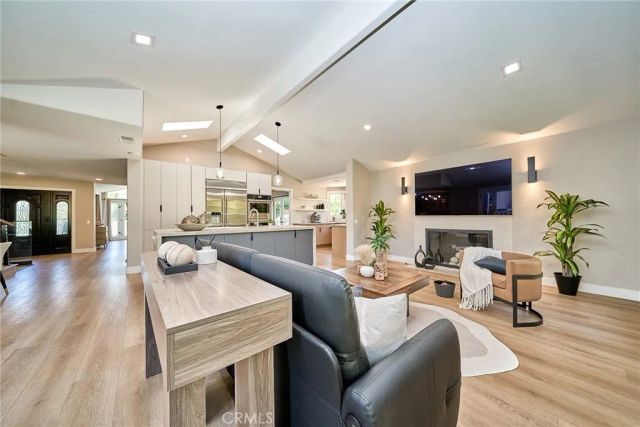 10392 Shadyridge, North Tustin, CA 92705