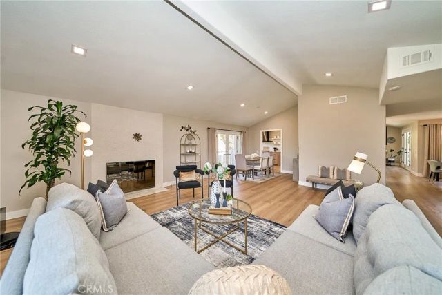 10392 Shadyridge, North Tustin, CA 92705