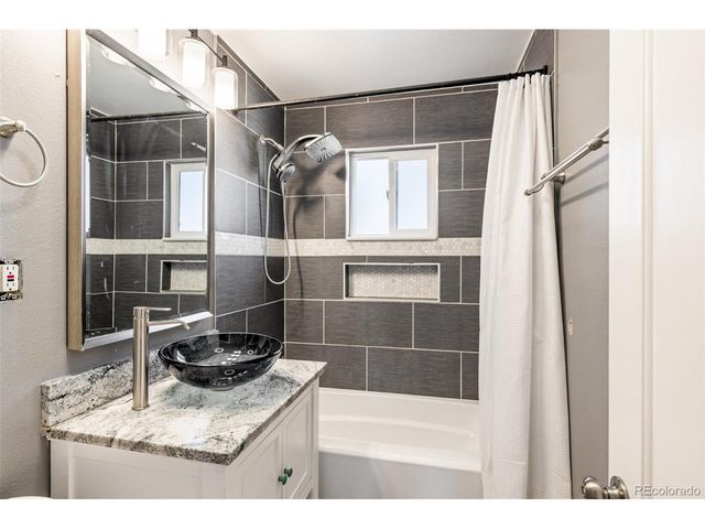 119 S 8th Ave, Brighton, CO 80601