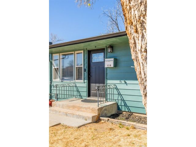 119 S 8th Ave, Brighton, CO 80601