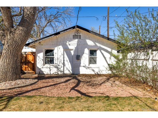 119 S 8th Ave, Brighton, CO 80601