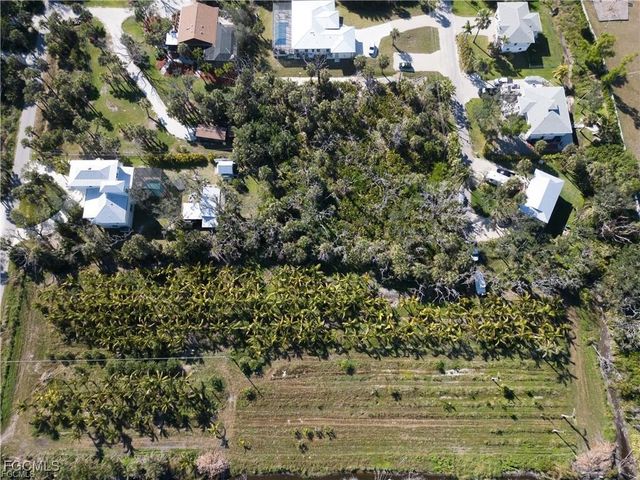 13371 Almond DR, Fort Myers, FL 33908