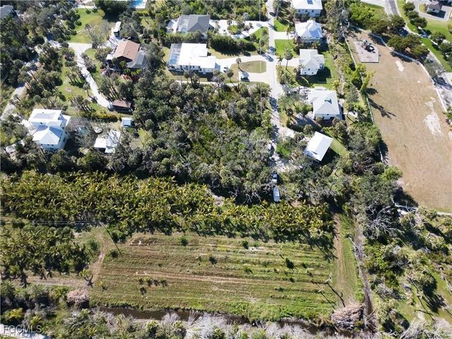 13371 Almond DR, Fort Myers, FL 33908