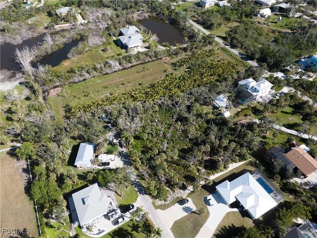 13371 Almond DR, Fort Myers, FL 33908