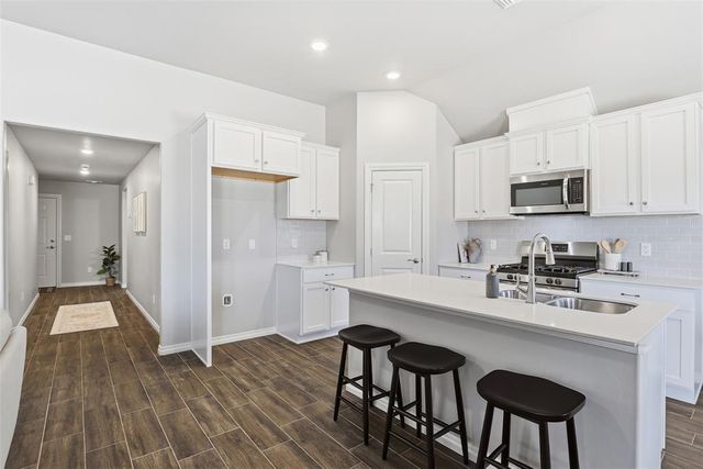 12309 SW 31st Street, Yukon, OK 73099