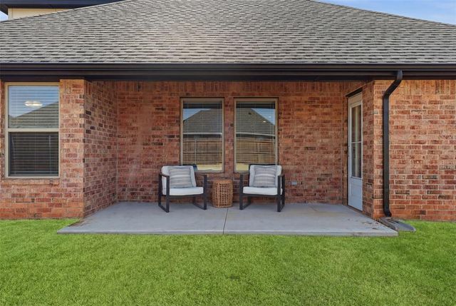 12309 SW 31st Street, Yukon, OK 73099