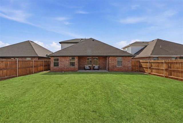 12309 SW 31st Street, Yukon, OK 73099