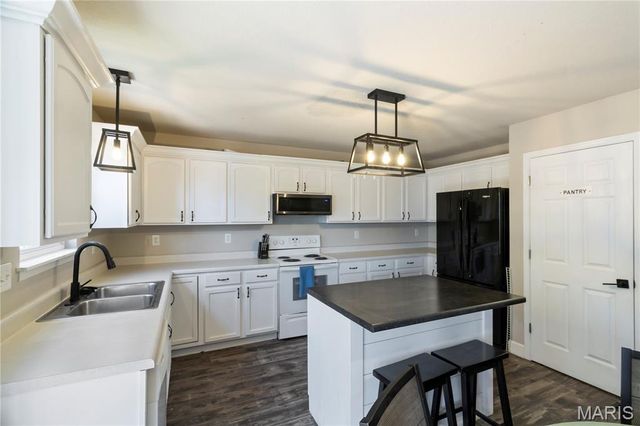 219 Richmond Drive, Crystal City, MO 63019