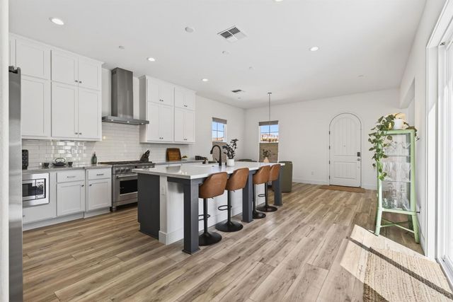 3430 Grove Cir, Loomis, CA 95650
