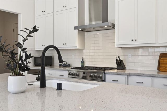 3430 Grove Cir, Loomis, CA 95650