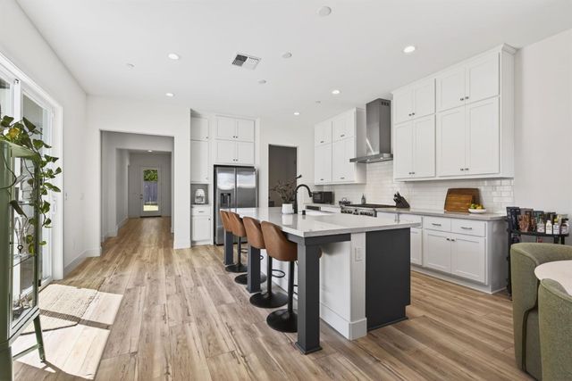 3430 Grove Cir, Loomis, CA 95650