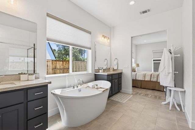 3430 Grove Cir, Loomis, CA 95650