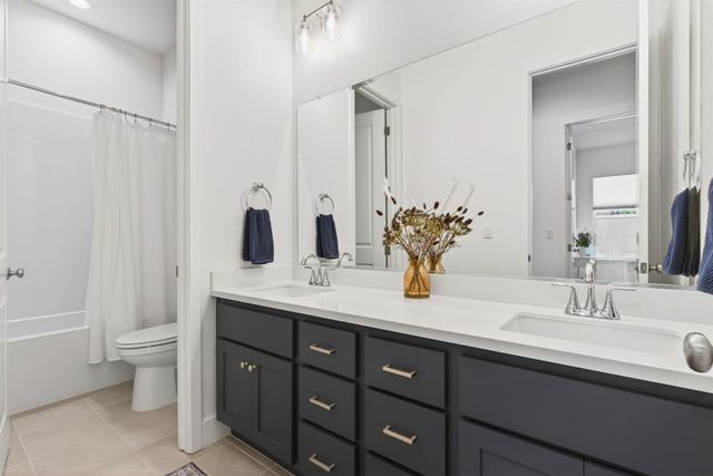 3430 Grove Cir, Loomis, CA 95650