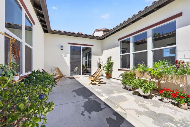 3430 Grove Cir, Loomis, CA 95650