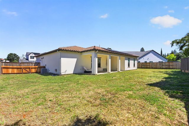 3430 Grove Cir, Loomis, CA 95650