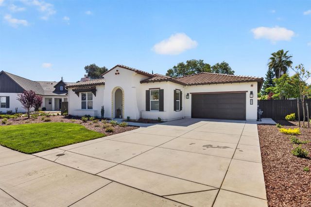 3430 Grove Cir, Loomis, CA 95650