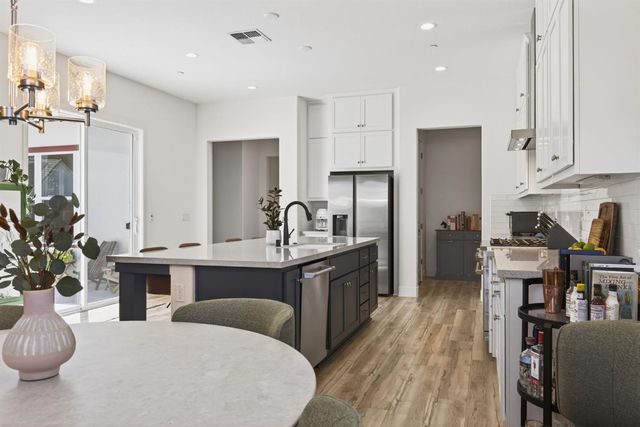 3430 Grove Cir, Loomis, CA 95650