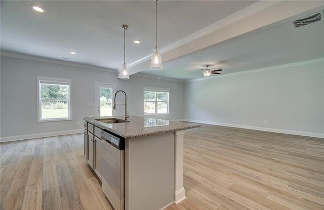 3660 Ivy Cottage Drive, Snellville, GA 30039