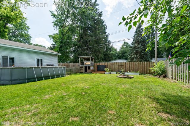 234 Arabelle Street, Commerce Charter Township, MI 48382