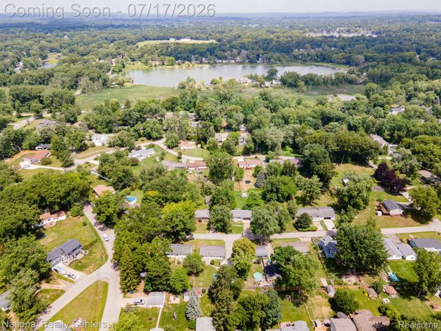 234 Arabelle Street, Commerce Charter Township, MI 48382