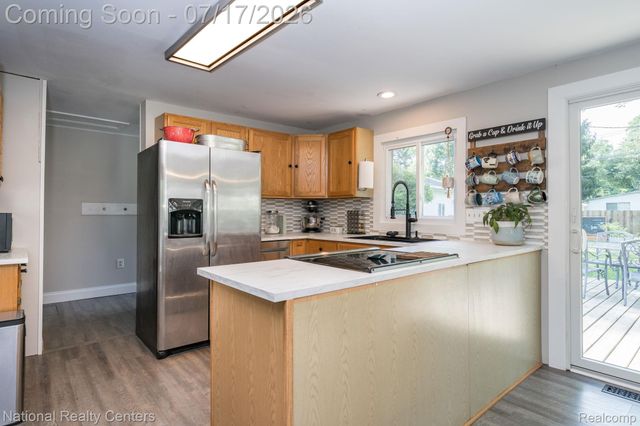 234 Arabelle Street, Commerce Charter Township, MI 48382