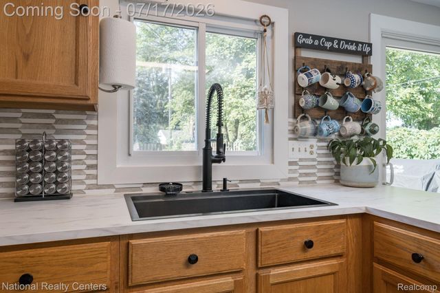 234 Arabelle Street, Commerce Charter Township, MI 48382