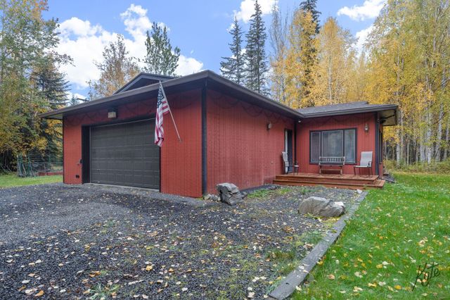 1472 CALABASH DRIVE, North Pole, AK 99705