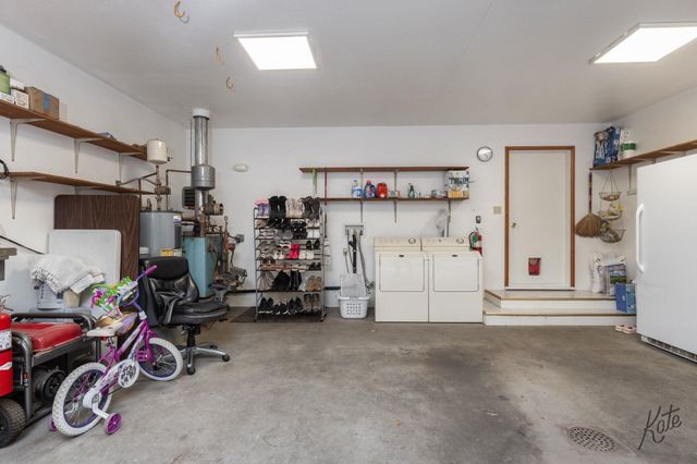 1472 CALABASH DRIVE, North Pole, AK 99705