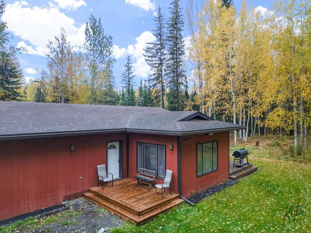 1472 CALABASH DRIVE, North Pole, AK 99705