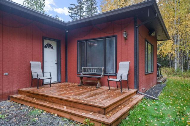 1472 CALABASH DRIVE, North Pole, AK 99705