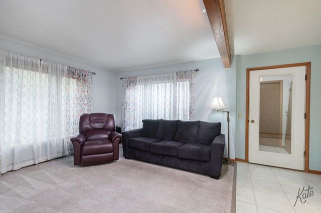 1472 CALABASH DRIVE, North Pole, AK 99705