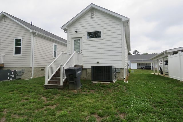 340 Hemlock Cir, Cookeville, TN 38501