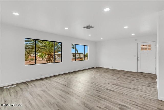 5972 W Rafter Circle Street, Tucson, AZ 85713