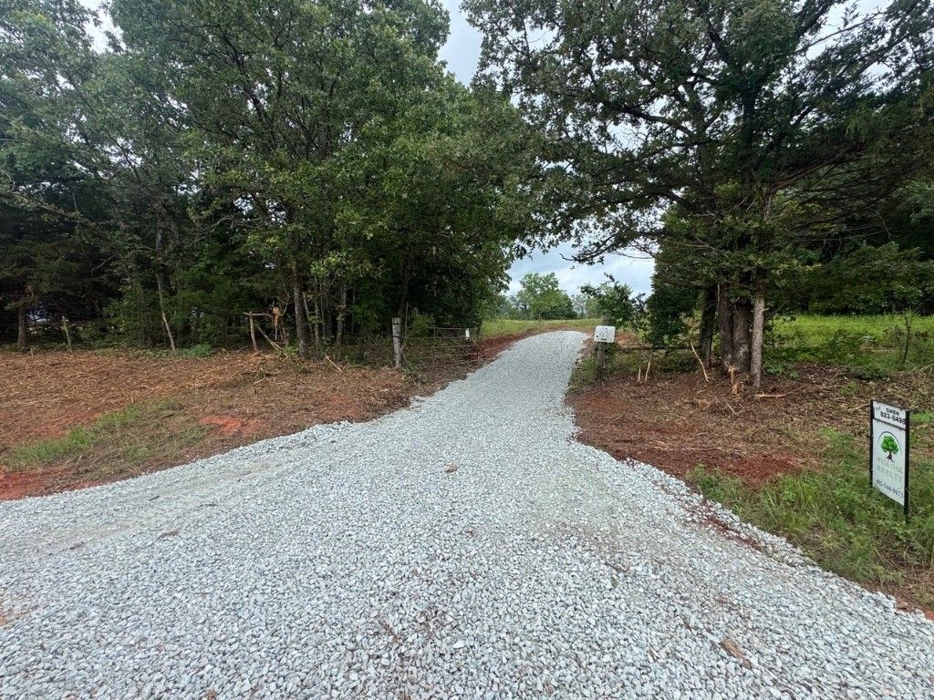 S 3410 Road, Chandler, OK 74834