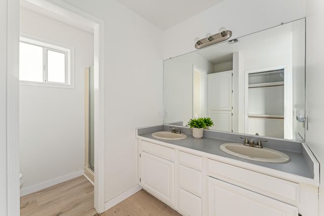 2203 NW Oxford Circle, Grants Pass, OR 97526