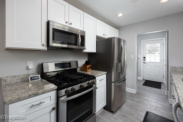 4334 Washington Street, Downers Grove, IL 60515