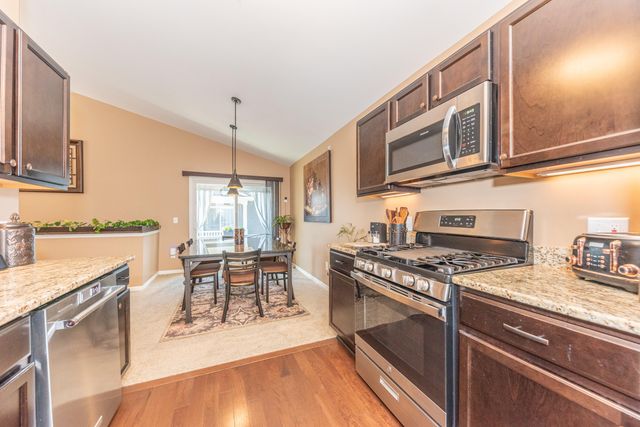 432 Maple Cove Circle, Saline City, MI 48176