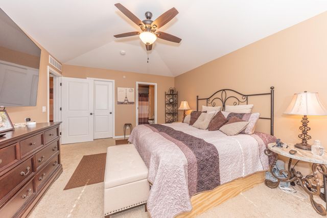 432 Maple Cove Circle, Saline City, MI 48176